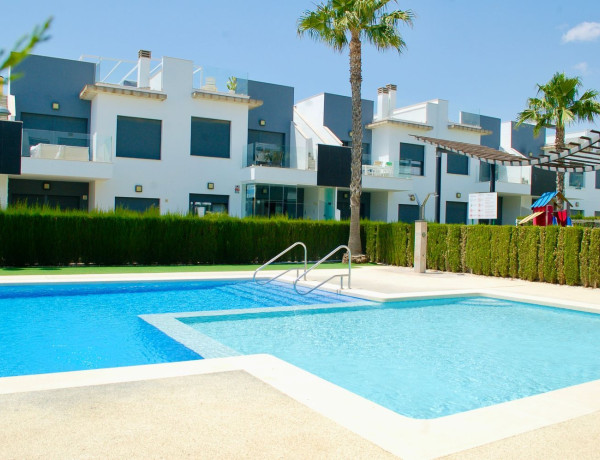 First floor for sale in Calle Comunidad Catalana, Pilar de la Horadada thumbnail 1