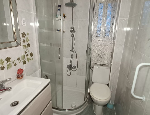 Продажа квартиры в  Calle Astorga, 4, Zaragoza photo 3