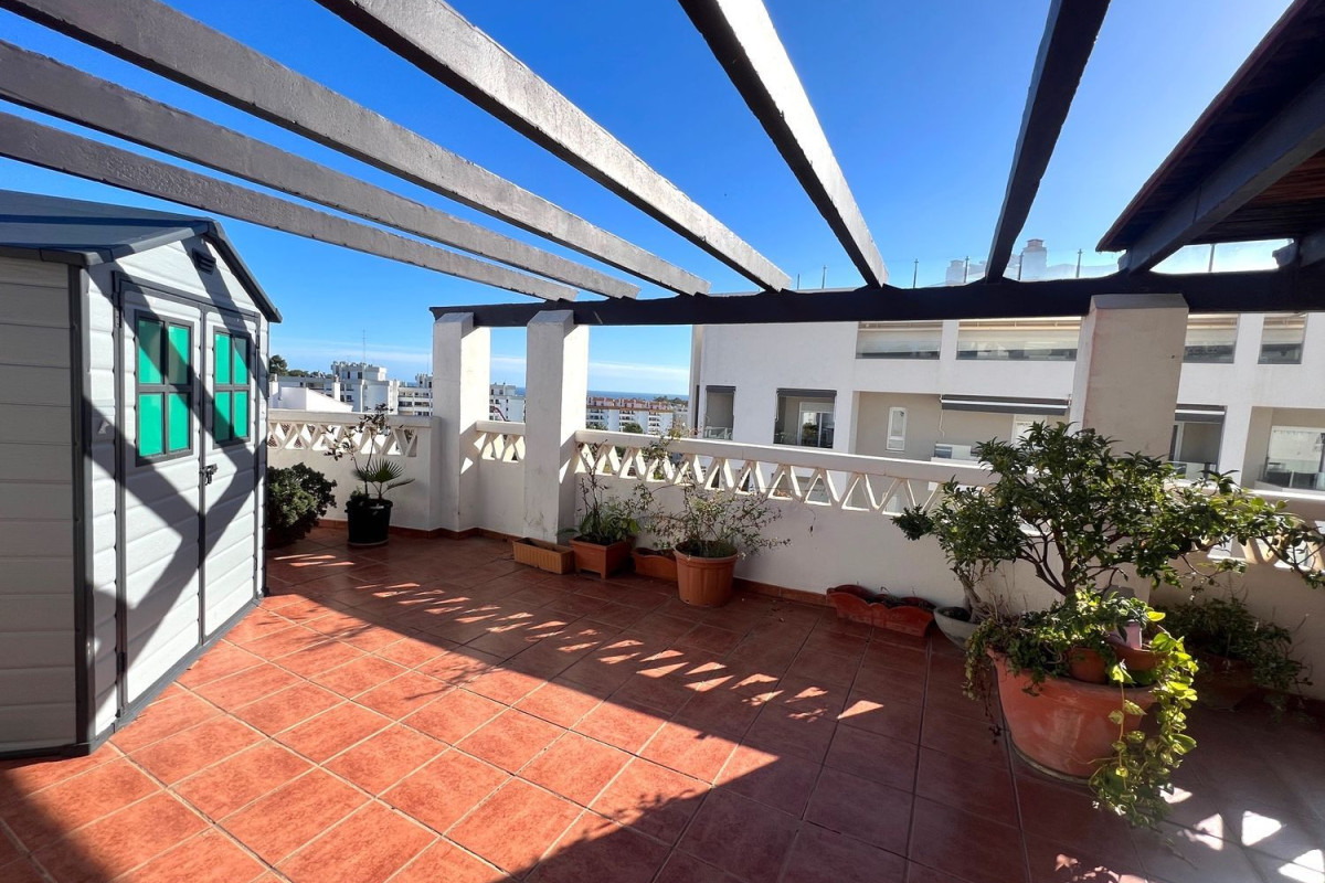 Penthouse sale in  Calle Quevedo, Marbella photo 4