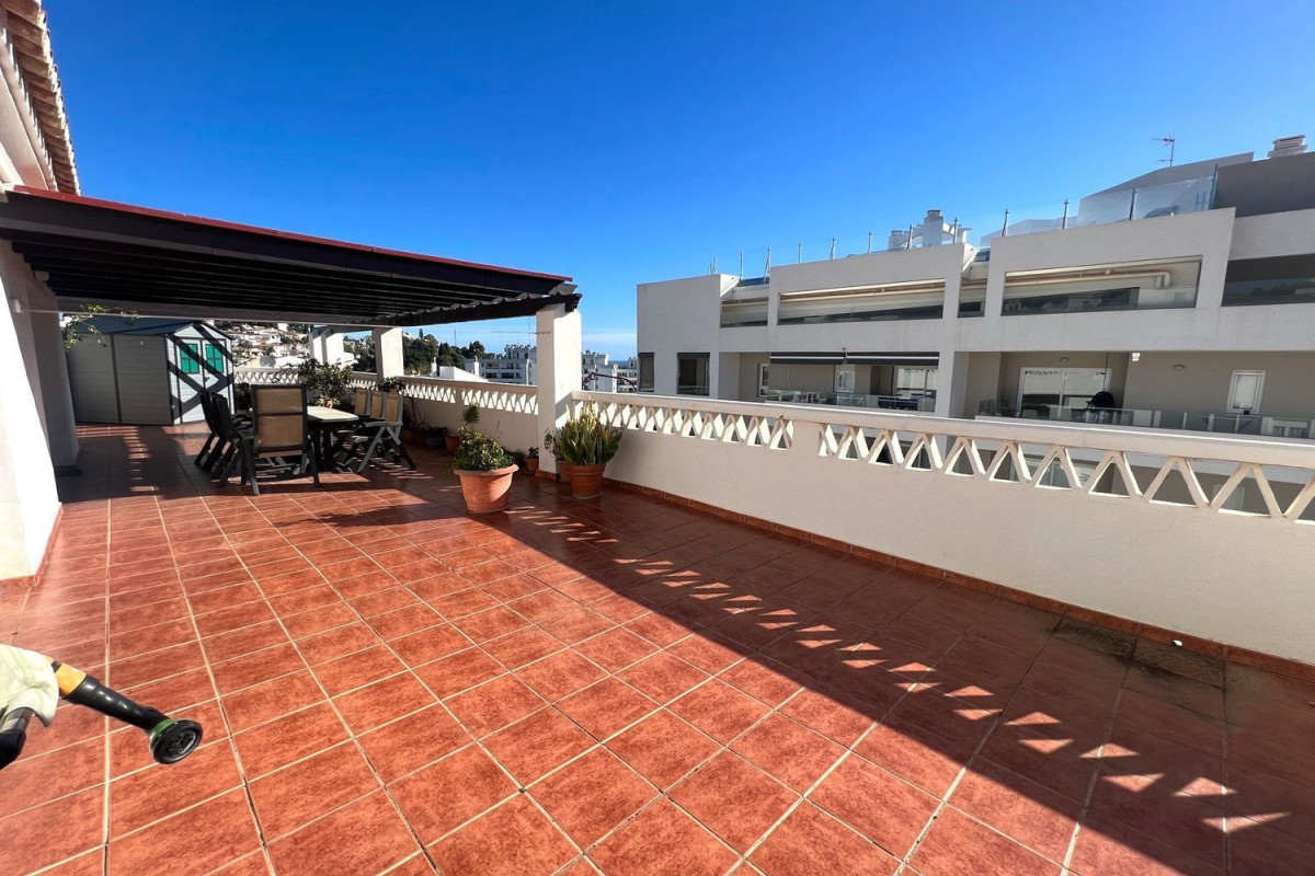 Penthouse sale in  Calle Quevedo, Marbella photo 5