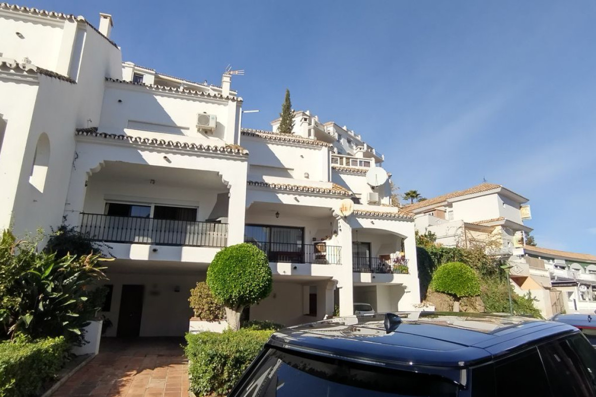 Sprzedaż szeregowego domku w Calle Acuario s/n , Mijas photo 1
