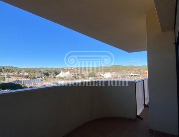 Продажа первого этажа в  Avenida de fenals, Lloret de Mar photo 4