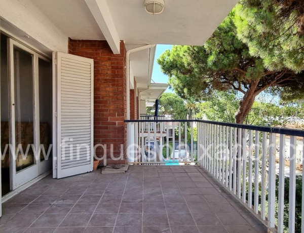 Piso en venta en  Paseo de la Tramuntana, Castelldefels photo 3