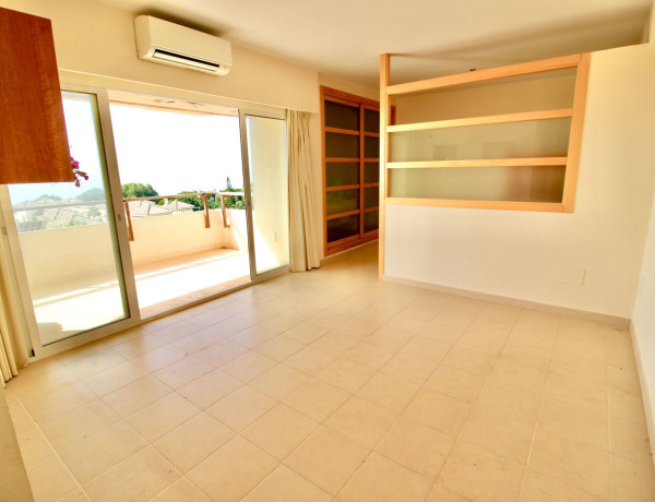 Bajo en venta en Urbanización Marbella del Este, Marbella thumbnail 2