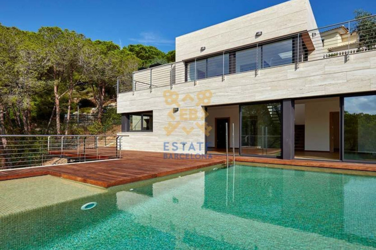 Venta de chalet independiente en Urb. Cala Canyelles, Lloret de Mar
photo 4