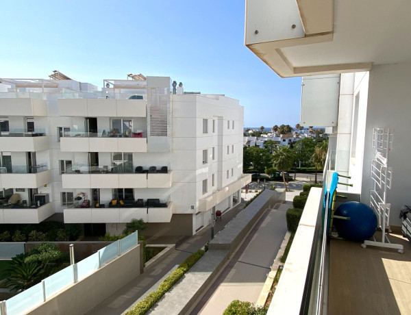 Продажа квартиры в  Avenida Mar Mediterráneo, Marbella photo 3