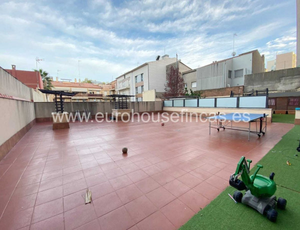 First floor for sale in L ´ILLA, Sabadell thumbnail 2