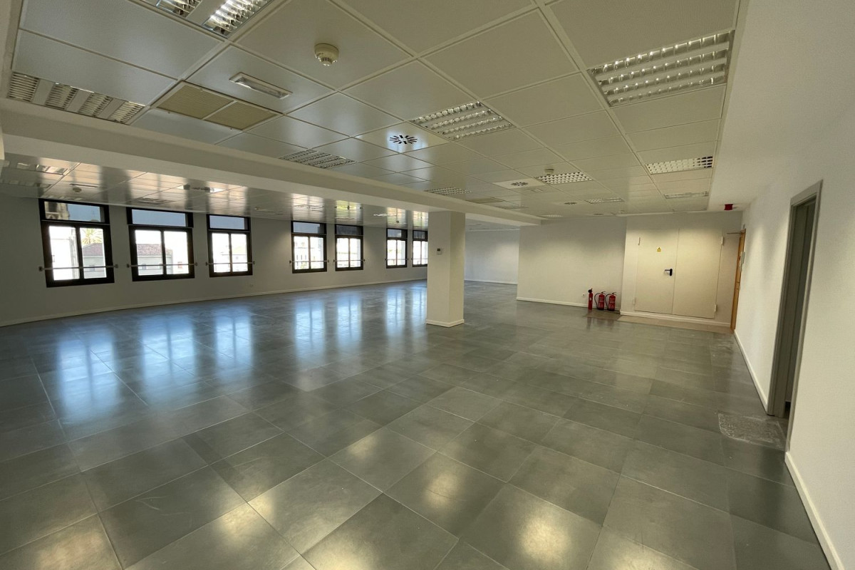 Properties for sale and rent in Spain photo 4
