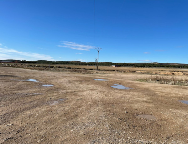 Terreno en venta en Villanueva de Gallego photo 3