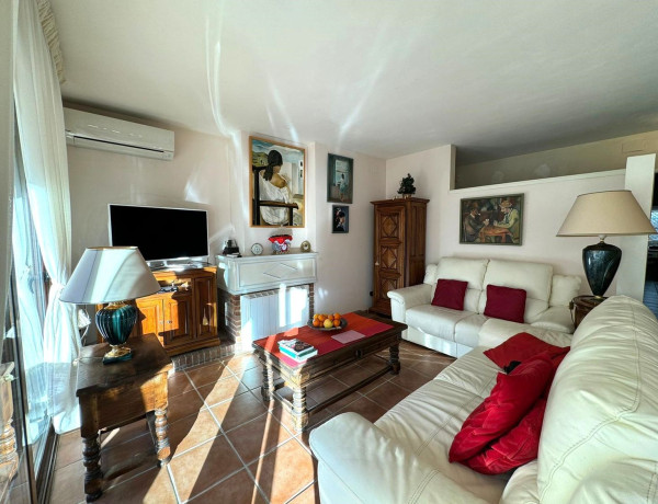 Piso en venta en  Calle del Puig Rom, Roses photo 4