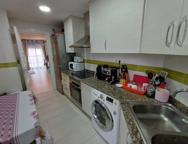 Piso en venta en  Calle de Manuel Broseta, Oliva photo 4
