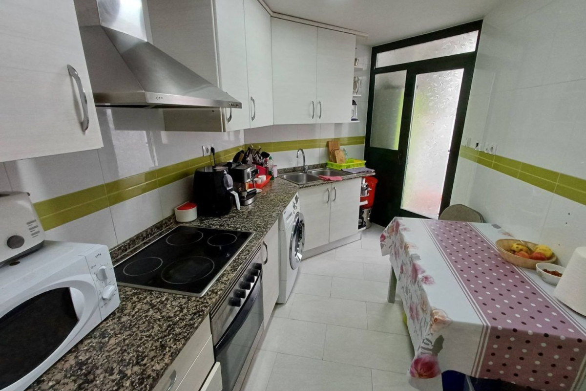 Venta de piso en Calle de Manuel Broseta, Oliva
 photo 5