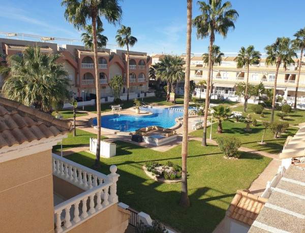Chalet independiente en venta en  Calle ISLA MALLORCA s/n, Los Alcázares photo 1