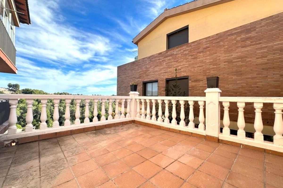 Venta de chalet independiente en Sant Muç - Castellnou - Can Mir, Rubí
 photo 5