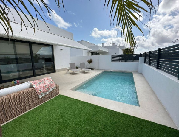 Chalet independiente en venta en Tiepolo, Cartagena photo 1