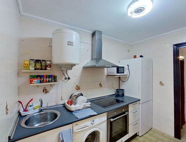 Apartment for sale in Calle la Argandona, Gijón thumbnail 1