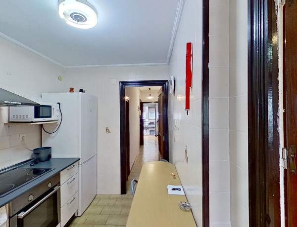 Apartment for sale in Calle la Argandona, Gijón thumbnail 2