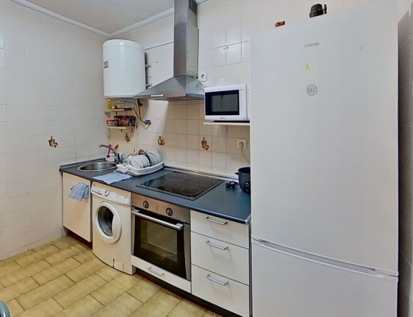 Apartment for sale in  Calle la Argandona, Gijón photo 4