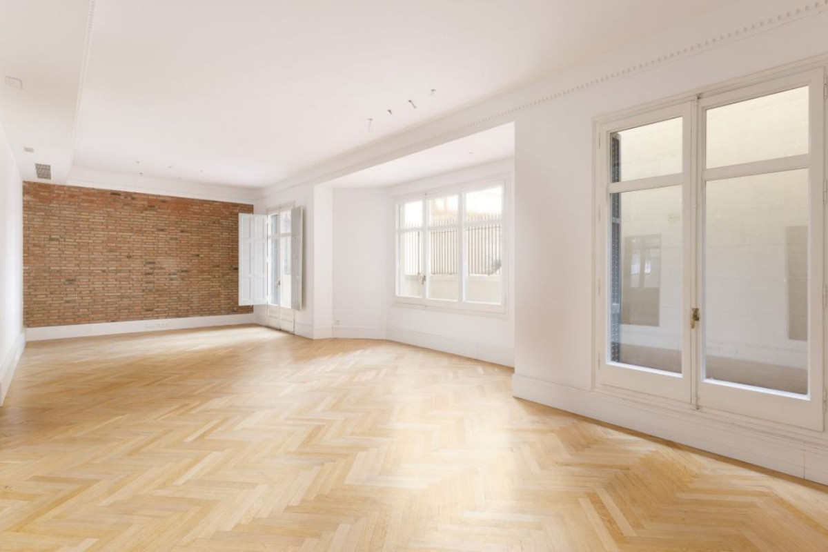 Недвижимость на продажу и в аренду в Испании photo 4
