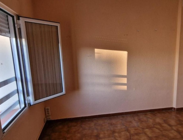Продажа квартиры в  Calle de Antonio Bravo, Zaragoza photo 1