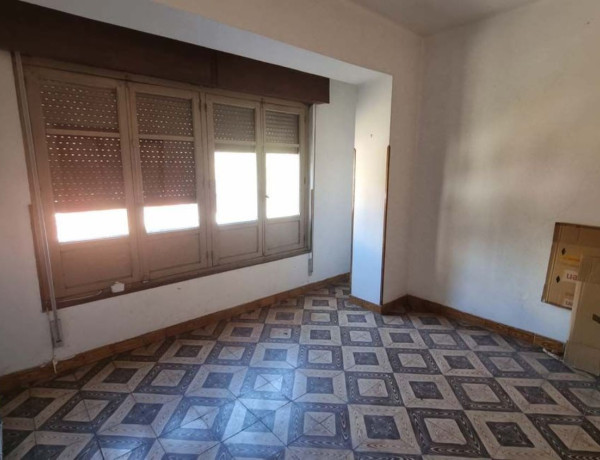 Продажа квартиры в Calle la Traba, 3, Langreo thumbnail 1