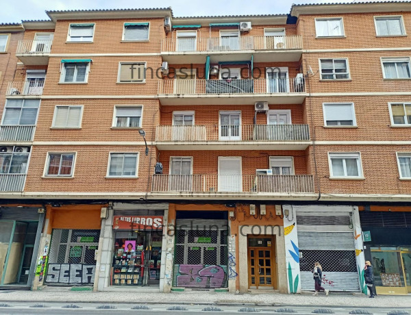 Продажа квартиры в  Calle de Miguel Servet s/n, Zaragoza photo 4