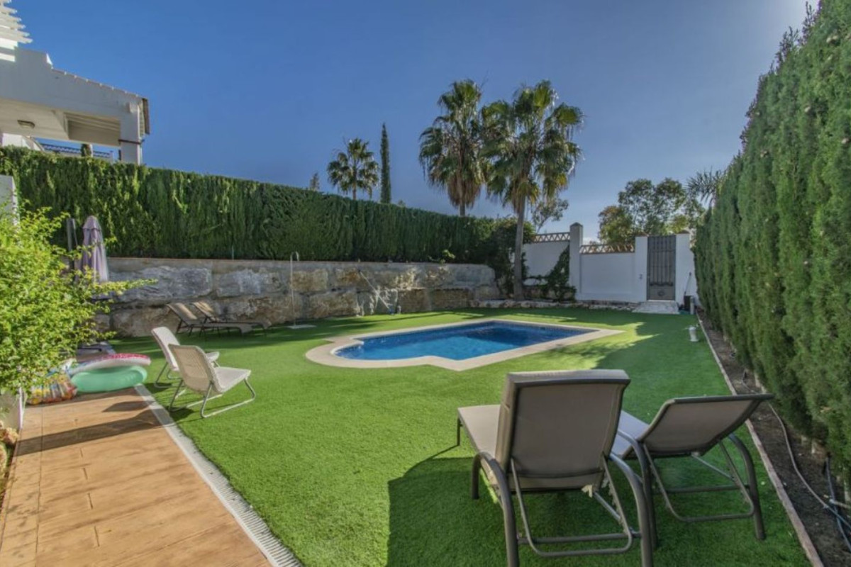 Venta de chalet independiente en Avenida de la Resina, 38, Estepona
 photo 3