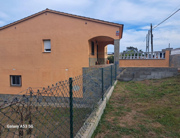 Chalet independiente en venta en GUILLERIES, Maçanet de la Selva thumbnail 2