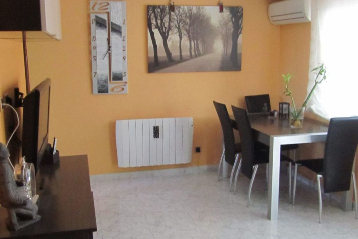 Sale of apartment in Plaza dels Merinals, Sabadell
 photo 5