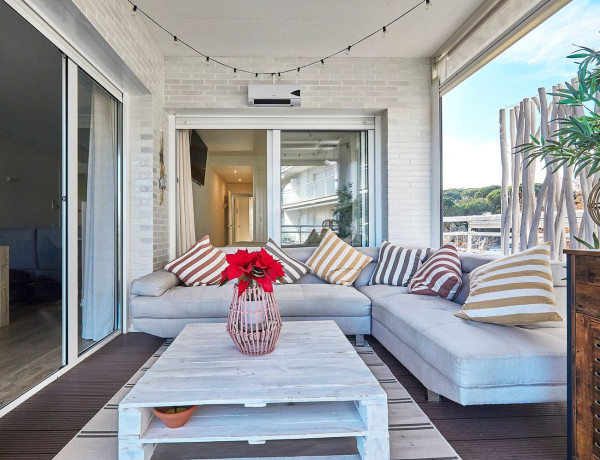 Piso en venta en punta prima, Castell-Platja d'Aro thumbnail 1