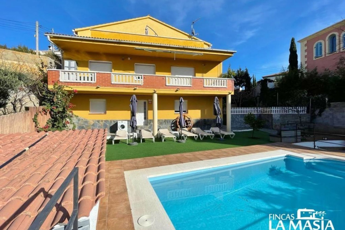 Sale of independent chalet in Les Colines-Cal Surià, Olivella
photo 3