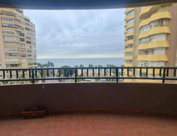 Piso en venta en Paseo Marítimo Ciudad de Melilla, 33, Málaga thumbnail 1