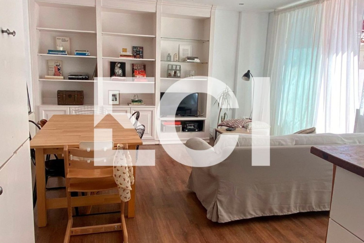 Venta de bajo en 8 DE MARÇ, Esplugues de Llobregat
 photo 3