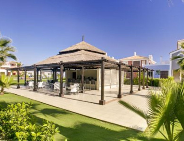 Semi-detached house for sale in Calle Quintina, 29 , Estepona thumbnail 1