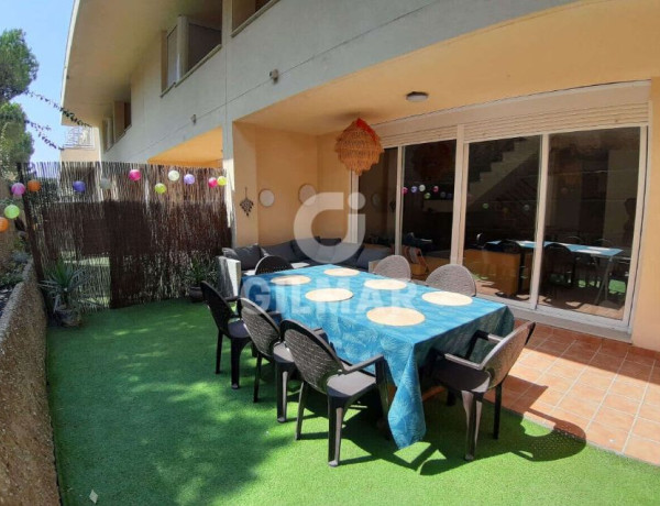 Duplex for sale in Avenida de la mar, Barbate photo 1