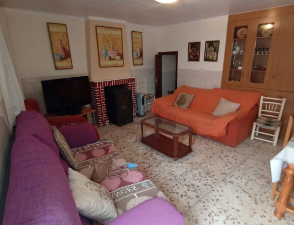Casa de pueblo en venta en calle de la Cooperativa, 7 thumbnail 2
