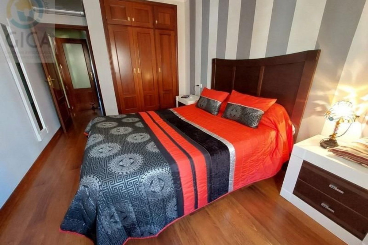 Sale of apartment in Center, Algeciras
photo 4