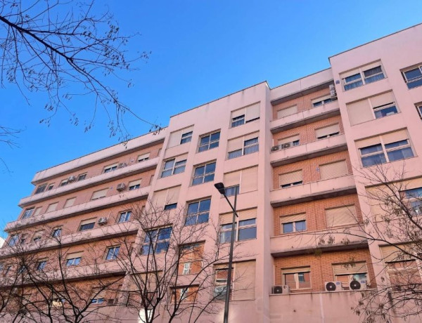 Piso en venta en  Calle Andrómeda, Móstoles photo 1