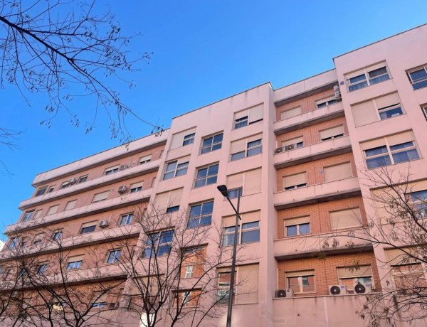 Piso en venta en  Calle Andrómeda, Móstoles photo 2