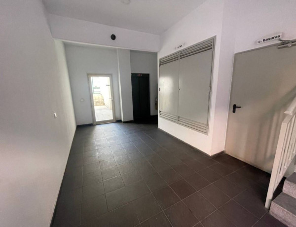 Piso en venta en  Calle Andrómeda, Móstoles photo 4