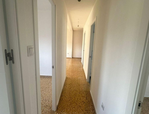Продажа квартиры в  Jesús , València photo 4