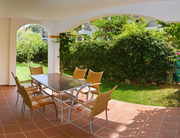 Bajo en venta en  Avenida Príncipe Salman, Marbella photo 4