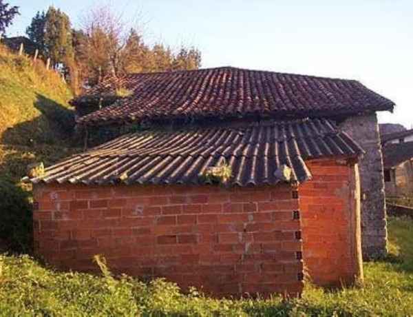 Chalet independiente en venta en , Parres thumbnail 2