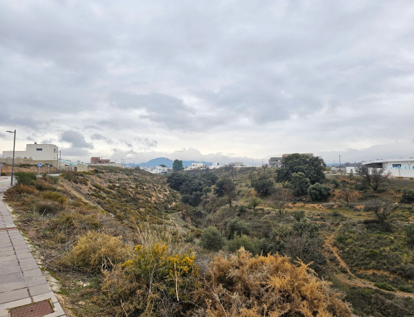 Terreno en venta en calle cubillas s/n photo 4