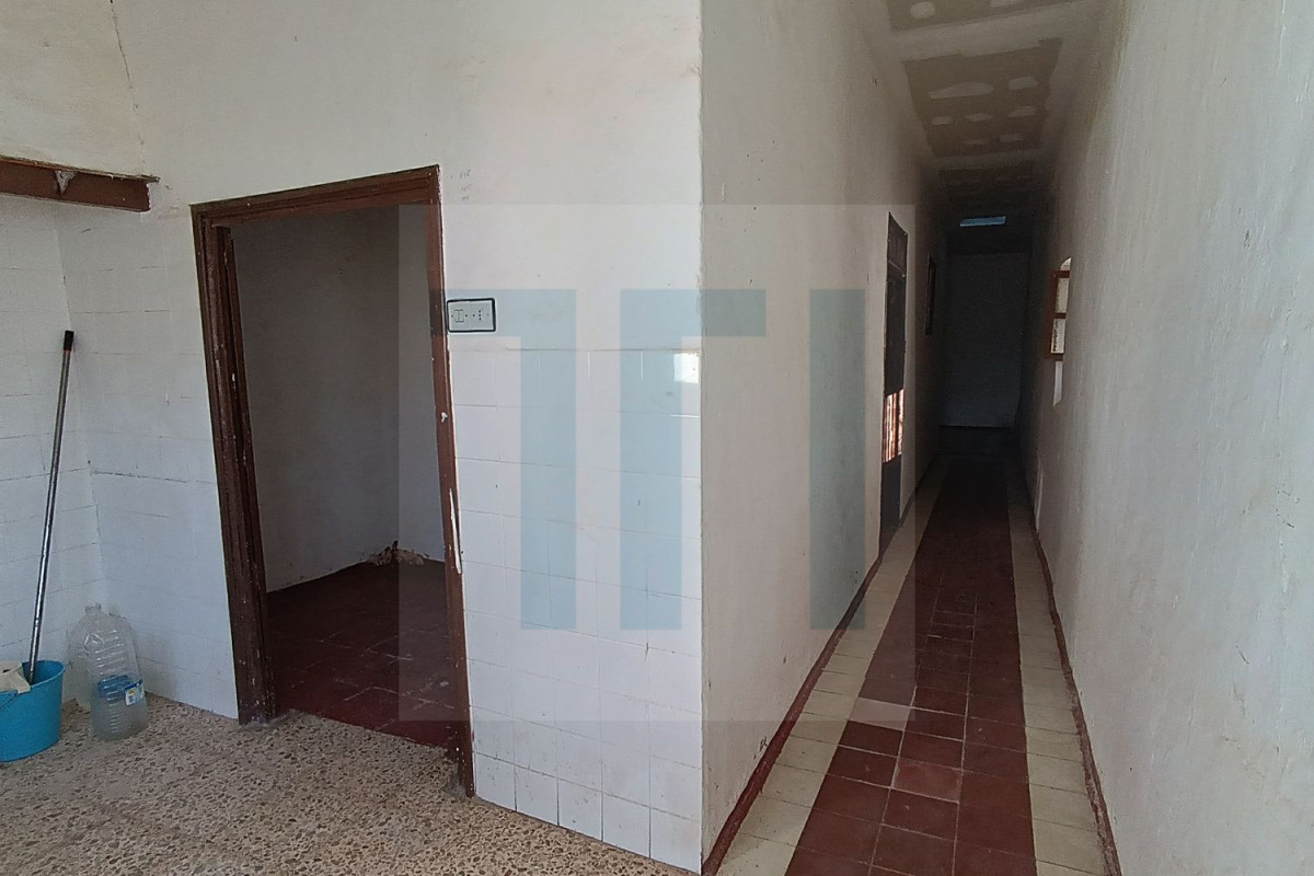 Venta de chalet adosado en , Llerena photo 5