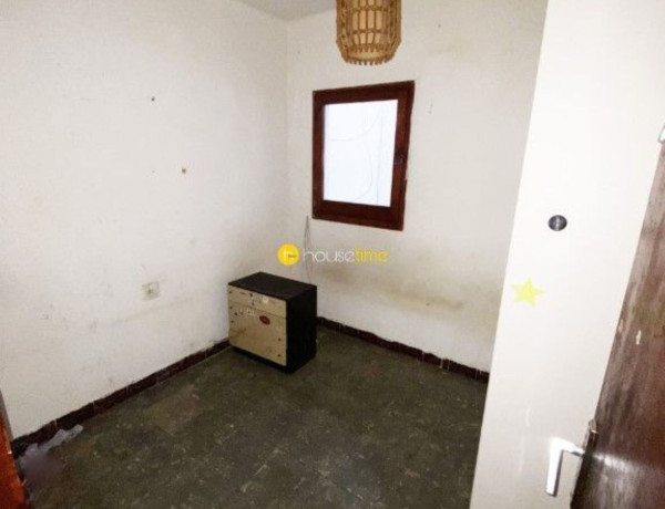 Piso en venta en  Zona Alta , Premiá de Mar photo 1