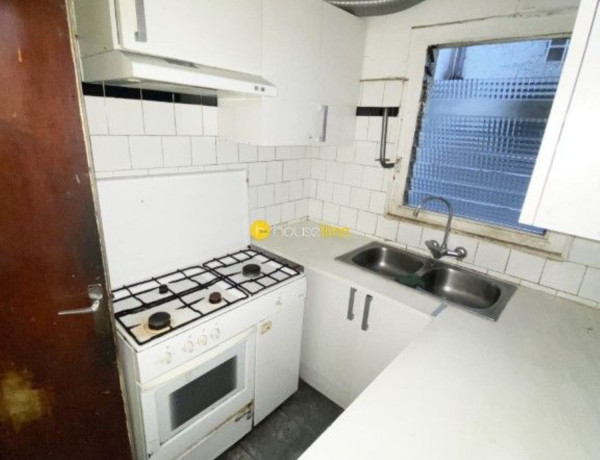 Piso en venta en  Zona Alta , Premiá de Mar photo 3