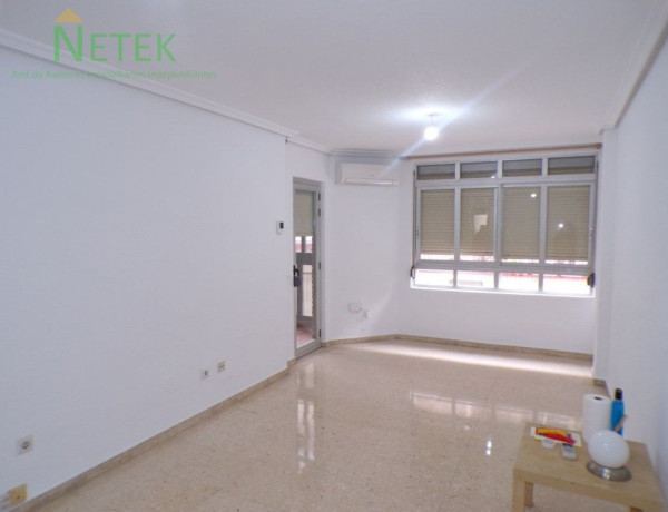 Piso en venta en  Sur , Murcia photo 1