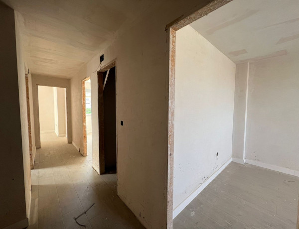 Продажа квартиры в Calle Velarde, Linares thumbnail 2