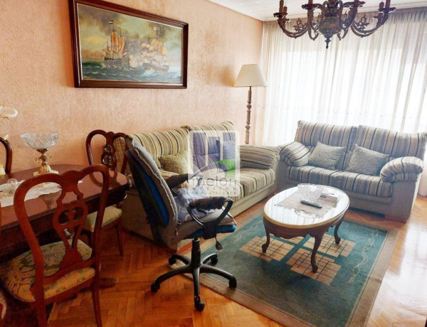 Piso en venta en Calle María Amigo, Burgos thumbnail 1